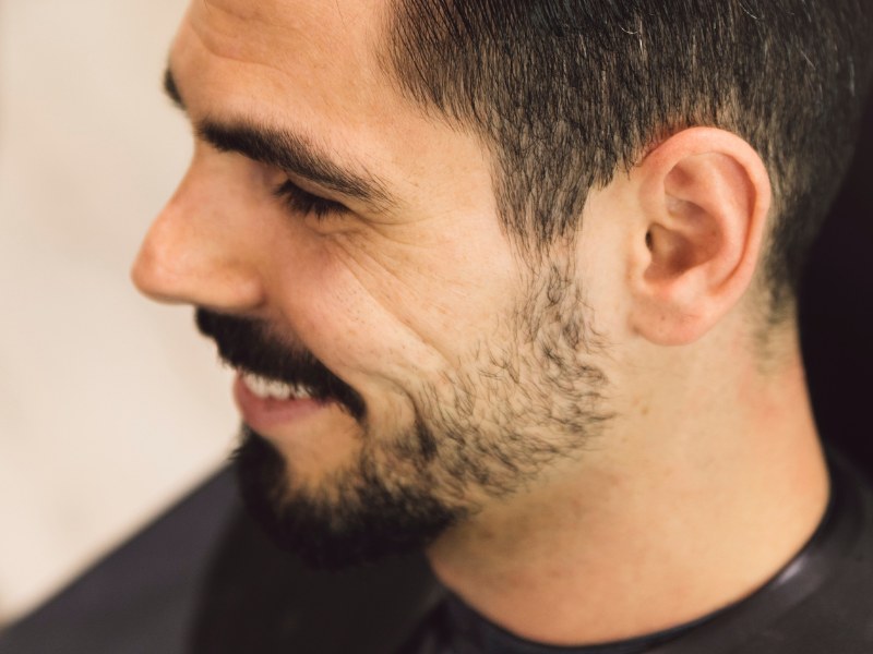 degradado hombre barba